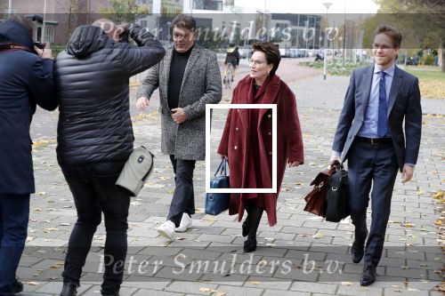 Amsterdam 13 november 2018
Frank Masmeijer komt met zijn advocaat Carry Knoops aan bij de rechtbank. Heel veel pers vangt hem op. Hij wordt daarna meteen uitgeleverd aan Belgie.