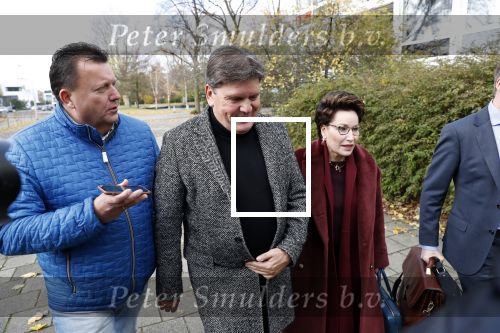 Amsterdam 13 november 2018
Frank Masmeijer komt met zijn advocaat Carry Knoops aan bij de rechtbank. Heel veel pers vangt hem op. Hij wordt daarna meteen uitgeleverd aan Belgie. Edwin Bredius