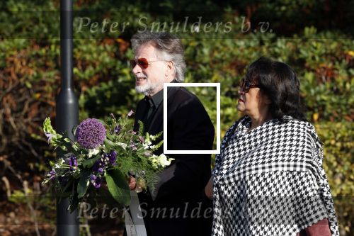 Leusden 4 en 5 oktober 2018
Herdenkingsdienst en crematie van Koos Alberts in crematorium Leusden. George Baker met zijn vrouw