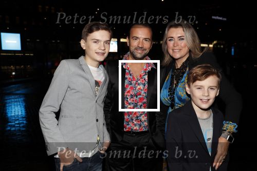 Amsterdam 25 oktober 2018
Premiere Victor Mids in AFAS live. Gerard Ekdom met vrouw en zoons