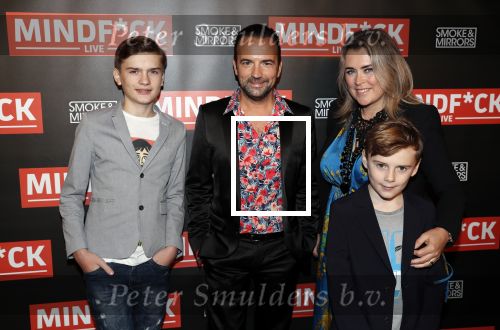Amsterdam 25 oktober 2018
Premiere Victor Mids in AFAS live. Gerard Ekdom met vrouw en zoons