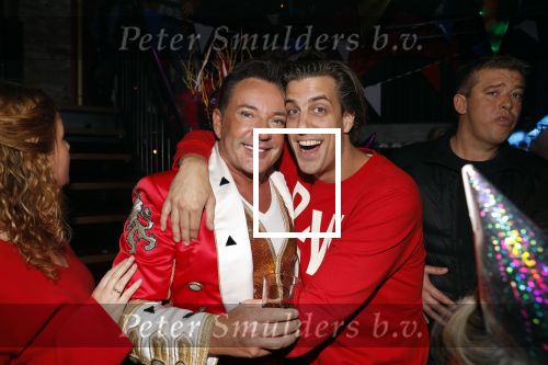 Amsterdam 5 november 2018
Opening Toppers party cafe met Jan Smit Jeroen v d Boom Rene Froger en Gerard Joling.. Gerard met Snollebolleke
