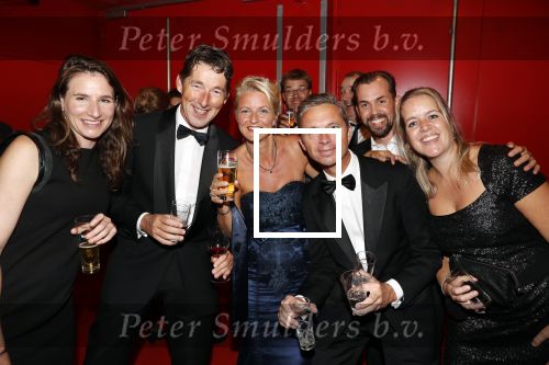 Amsterdam 11 oktober 2018
Uitreiking televizierring in AFAS LIVE.
Beau v Erven Dorens in de grote winnaar.
Gerard Timmer met vrienden