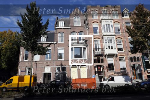 Amsterdam 16 oktober 2018
Gordon opent binnenkort een burger restaurant (the burger room) naast Blushing . Daarboven gaat hij 3 apparrtementen bouwen .
