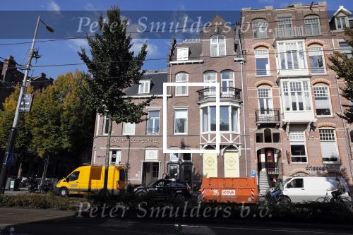 Amsterdam 16 oktober 2018
Gordon opent binnenkort een burger restaurant (the burger room) naast Blushing . Daarboven gaat hij 3 apparrtementen bouwen .