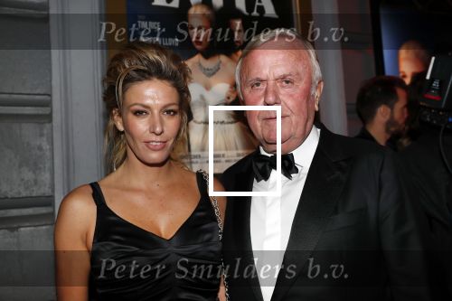 Amsterdam 22 augustus 2018
Premiere Evita in carre. Harry Mens kwam met Jolanda v Remundt