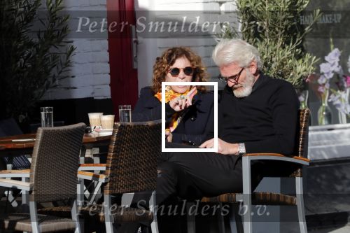 Amsterdam 3 oktober 2018
Henriette Tol met man op terras.