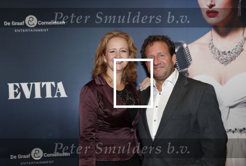 Amsterdam 22 augustus 2018
Premiere Evita in carre. Hilke Bierman en partner Thijs van Aken