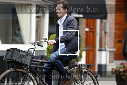Amsterdam 18 oktober 2018
Jacob Derwig in amsterdam zuid op de fiets.