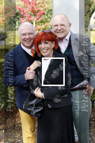 Woudenberg 8 oktober 2018
Herdenkingsdienst Anneke Gronloh in crematorium Woudenberg. Trea Dobbs en Jan Jochems en Ronnie Tober