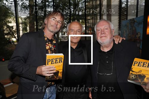 Hilversum 8 oktober 2018
Boek presentatie Peter Koelewijn bij wisseloord studioâ€™s. Het boek is geschreven door Tjerk Lammers. jan Smeets