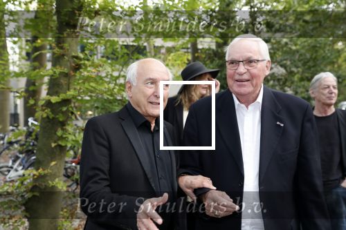 Hilversum 8 oktober 2018
Boek presentatie Peter Koelewijn bij wisseloord studioï¿½s. Het boek is geschreven door Tjerk Lammers.
Jan Smeets en Peter Koelewijn