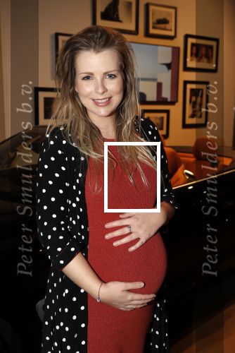 Amsterdam 30 oktober 2018
Boekpresentatie Kelly Weekers. Haar man John Ewbank reikte het eerste boek uit. Jennifer Ewbank zwanger