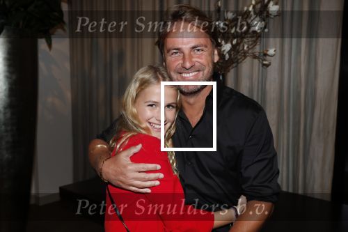 Amsterdam 30 oktober 2018
Boekpresentatie Kelly Weekers. Haar man John Ewbank reikte het eerste boek uit. Dochter Scottie en Day Ewbank waren ook aanwezig.