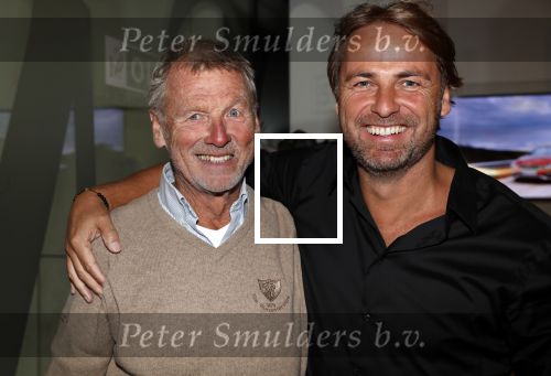 Amsterdam 30 oktober 2018
Boekpresentatie Kelly Weekers. Haar man John Ewbank reikte het eerste boek uit. John Ewbank met zijn vader