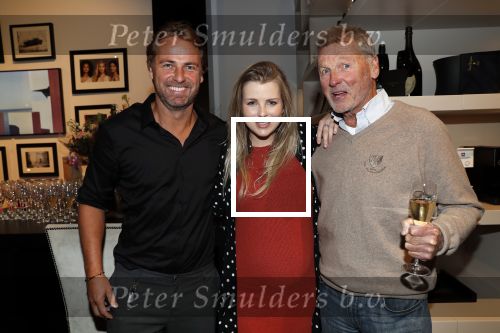 Amsterdam 30 oktober 2018
Boekpresentatie Kelly Weekers. Haar man John Ewbank reikte het eerste boek uit. Jennifer Ewbank zwanger met haar vader