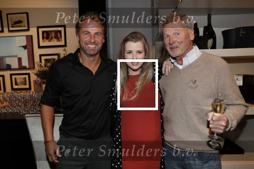 Amsterdam 30 oktober 2018
Boekpresentatie Kelly Weekers. Haar man John Ewbank reikte het eerste boek uit. Jennifer Ewbank zwanger met haar vader