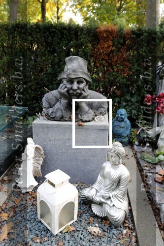 Amsterdam 9 oktober 2018
Diverse graven van bekende Nederlanders (Bners) op Zorgvlied.
Dit is het graf van Joop Doderer