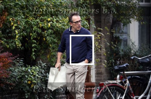 Amsterdam november 2018
Joost Nijsen heeft een relatie met de ex van Joost Zwagerman Maaike Pereboom. Maaike heeft een zoontje van Joost Zwagerman. Joost Nijsen woont in een huis in Amsterdam zuid.
