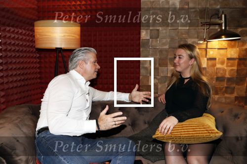Hilversum 6 november 2018
Dries Roelvink interviewt voor Story Quincy Wilson Luc v Essen en Julia v Helvoirt uit het sbs6 programma house of Talent
