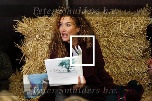 Hilversum 2 oktober 2018
Presentatie voorleesboeken van Katja Schuurman ism Jumbo en Campina. Birgit Schuurman overhandigt eerste exemplaren.