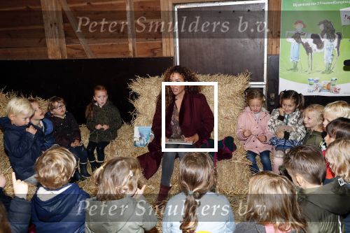 Hilversum 2 oktober 2018
Presentatie voorleesboeken van Katja Schuurman ism Jumbo en Campina. Birgit Schuurman overhandigt eerste exemplaren.