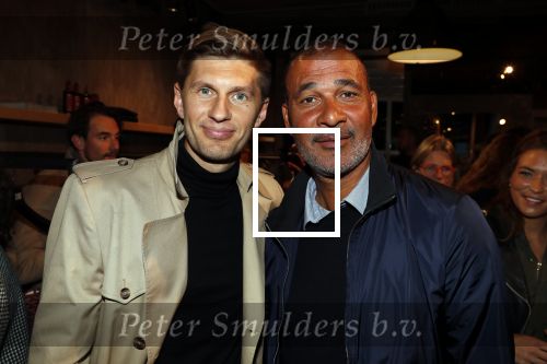Amsterdam 8 oktober 2018
Presentatie jassenlijn Duno bij 1 op de cornelis schuytstraat. Ruud Gullit bkrijgt eerste jas. Levchenko