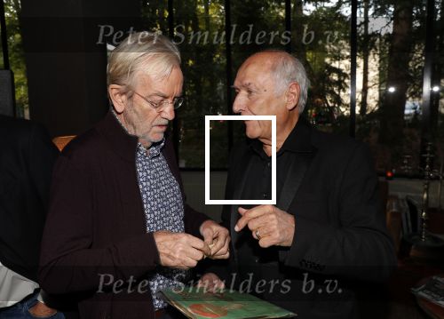 Hilversum 8 oktober 2018
Boek presentatie Peter Koelewijn bij wisseloord studioâ€™s. Het boek is geschreven door Tjerk Lammers.