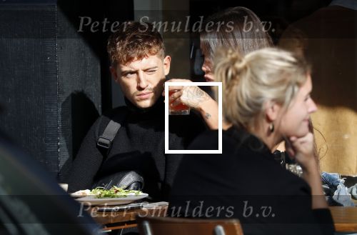 Amsterdam 17 oktober 2018
Lil Kleine met zijn vriendin Jamie Vaes bij le pain Quotidien