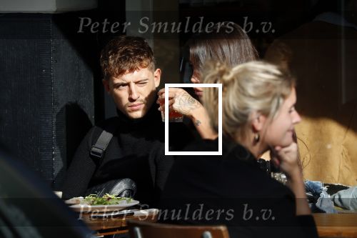 Amsterdam 17 oktober 2018
Lil Kleine met zijn vriendin Jamie Vaes bij le pain Quotidien
