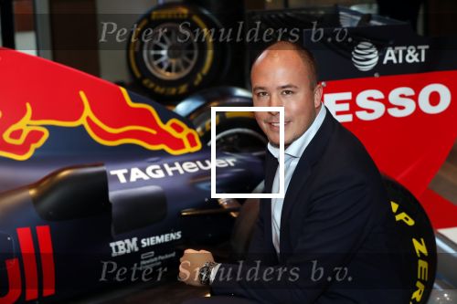 Amsterdam 13 november 2018
Presentatie TAG Heuer horloge van Max Verstappen in Hotel Arena. Robert Doornbos en Rob Kamphues doen de presentatie. Loek Ibink
