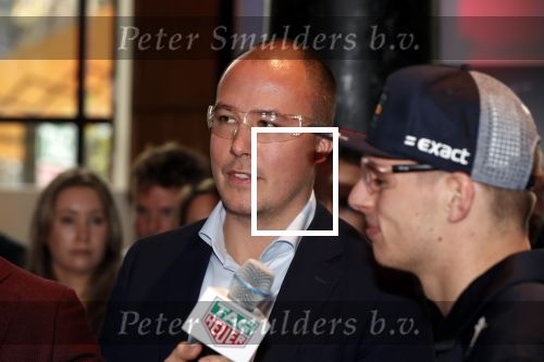 Amsterdam 13 november 2018
Presentatie TAG Heuer horloge van Max Verstappen in Hotel Arena. Robert Doornbos en Rob Kamphues doen de presentatie. Loek Ibink
