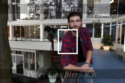 Hilversum 6 november 2018
Dries Roelvink interviewt voor Story Quincy Wilson Luc v Essen en Julia v Helvoirt uit het sbs6 programma house of Talent