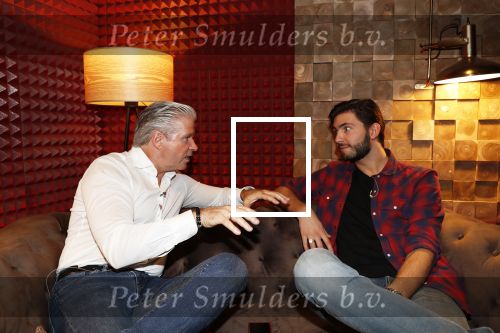Hilversum 6 november 2018
Dries Roelvink interviewt voor Story Quincy Wilson Luc v Essen en Julia v Helvoirt uit het sbs6 programma house of Talent