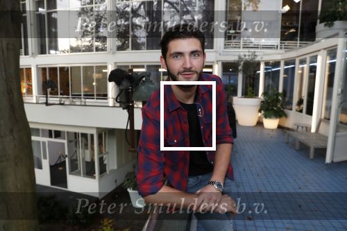 Hilversum 6 november 2018
Dries Roelvink interviewt voor Story Quincy Wilson Luc v Essen en Julia v Helvoirt uit het sbs6 programma house of Talent