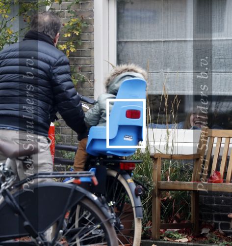 Amsterdam november 2018
Joost Nijsen heeft een relatie met de ex van Joost Zwagerman Maaike Pereboom. Maaike heeft een zoontje van Joost Zwagerman. Joost Nijsen woont in een huis in Amsterdam zuid.