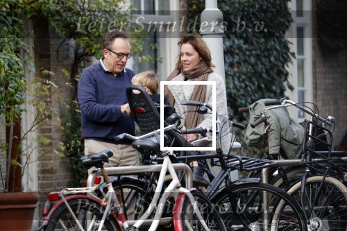 Amsterdam november 2018
Joost Nijsen heeft een relatie met de ex van Joost Zwagerman Maaike Pereboom. Maaike heeft een zoontje van Joost Zwagerman. Joost Nijsen woont in een huis in Amsterdam zuid.