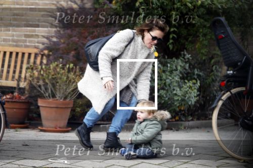 Amsterdam 3 november 2018
Maaike Perenboom met haar zoon bij het huis van haar nieuwe partner Joost Nijsen