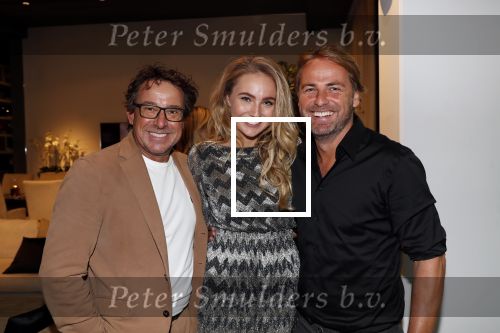 Amsterdam 30 oktober 2018
Boekpresentatie Kelly Weekers. Haar man John Ewbank reikte het eerste boek uit. Marco Borsato