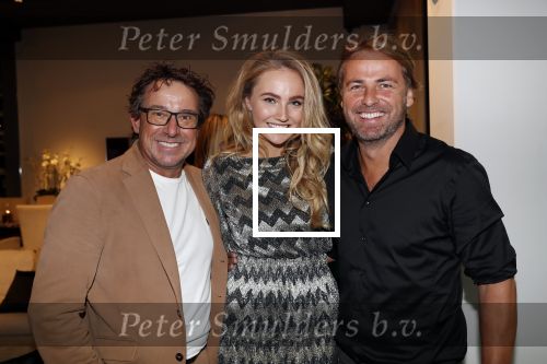 Amsterdam 30 oktober 2018
Boekpresentatie Kelly Weekers. Haar man John Ewbank reikte het eerste boek uit. Marco Borsato