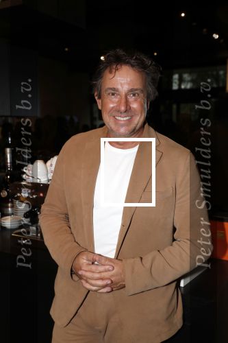Amsterdam 30 oktober 2018
Boekpresentatie Kelly Weekers. Haar man John Ewbank reikte het eerste boek uit. Marco Borsato