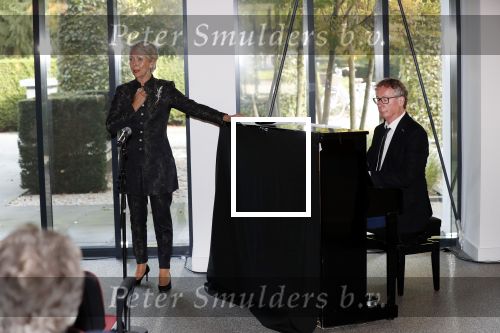 Woudenberg 8 oktober 2018
Herdenkingsdienst Anneke Gronloh in crematorium Woudenberg. Marjon Lambrechts en Harry v Hoof
