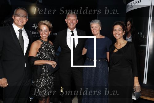 Amsterdam 8 oktober 2018
JFK Gala in de harbour Club. Wilfred Genee ontvangt uit handen van Prins Bernhard de prijs voor man van het jaar. Marieke Elsinga presenteert het gala. mark v Nieuwkerk met zijn vrouw en relaties