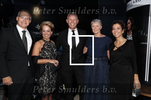 Amsterdam 8 oktober 2018
JFK Gala in de harbour Club. Wilfred Genee ontvangt uit handen van Prins Bernhard de prijs voor man van het jaar. Marieke Elsinga presenteert het gala. mark v Nieuwkerk met zijn vrouw en relaties