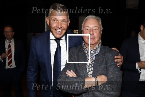 Amsterdam 13 november 2018
Presentatie TAG Heuer horloge van Max Verstappen in Hotel Arena. Robert Doornbos en Rob Kamphues doen de presentatie. Mark v Nieuwkerk met Rolex reparateur