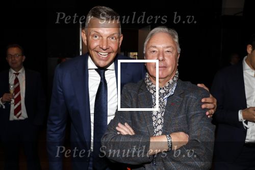 Amsterdam 13 november 2018
Presentatie TAG Heuer horloge van Max Verstappen in Hotel Arena. Robert Doornbos en Rob Kamphues doen de presentatie. Mark v Nieuwkerk met Rolex reparateur