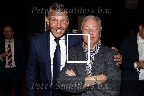 Amsterdam 13 november 2018
Presentatie TAG Heuer horloge van Max Verstappen in Hotel Arena. Robert Doornbos en Rob Kamphues doen de presentatie. Mark v Nieuwkerk met Rolex reparateur