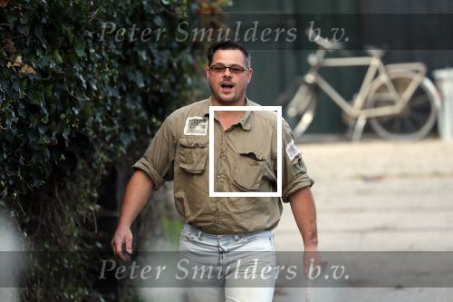 Wijdewormer 19 oktober 2018
Marnix Knetemann aan het werk op zijn boerderij. Zij zus Elise komt op bezoek met haar pas geboren baby.