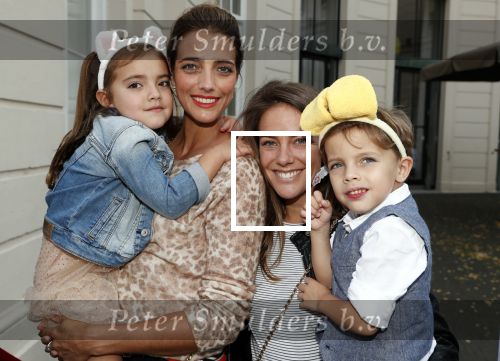 Den Haag 14 oktober 2018
Premiere Woezel en pip in koninklijke schouwburg Den haag. marvy Rieder met dochter en zus