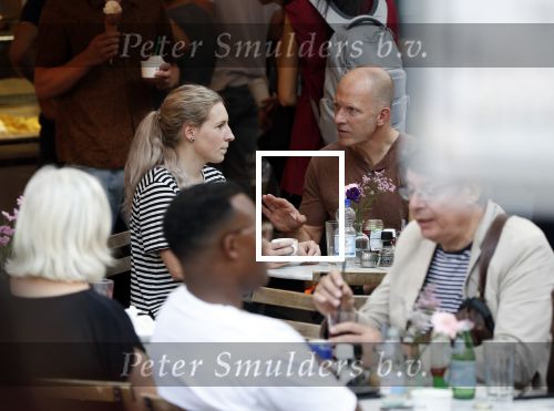 Amsterdam 13 oktober 2018
Maxim Hartman met (een) vriendin op terras in de pijp in Amsterdam.